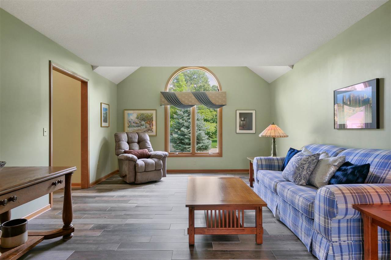 12433 Burning Tree Road Fort Wayne, IN 46845 - Photo 7 of 36 Gallery Image 7