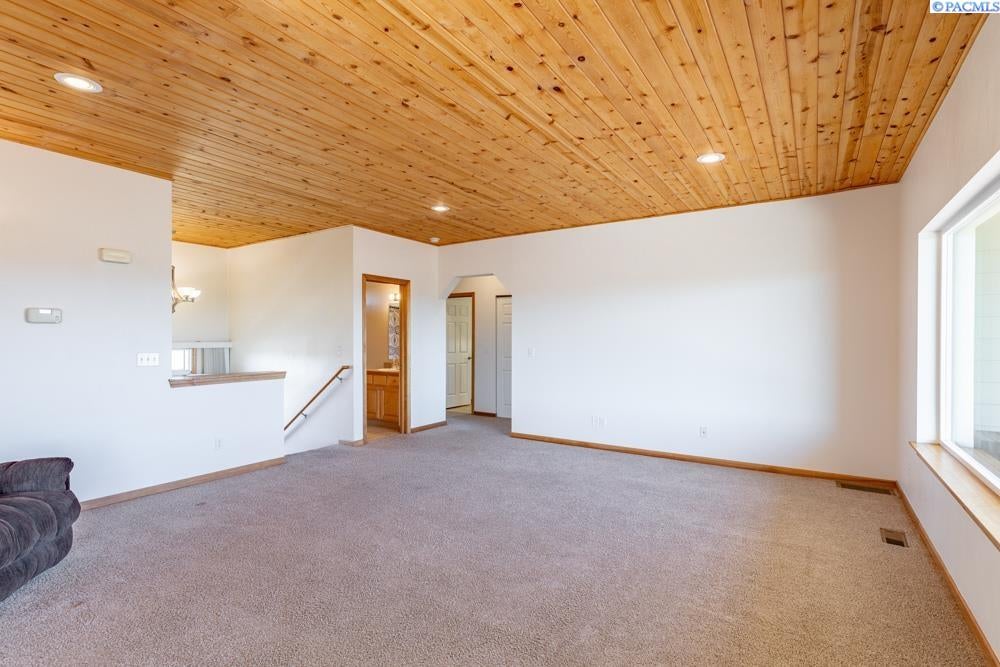 1091 Sunshine Road Pullman, WA 99163 - Photo 4 of 50 Gallery Image 4