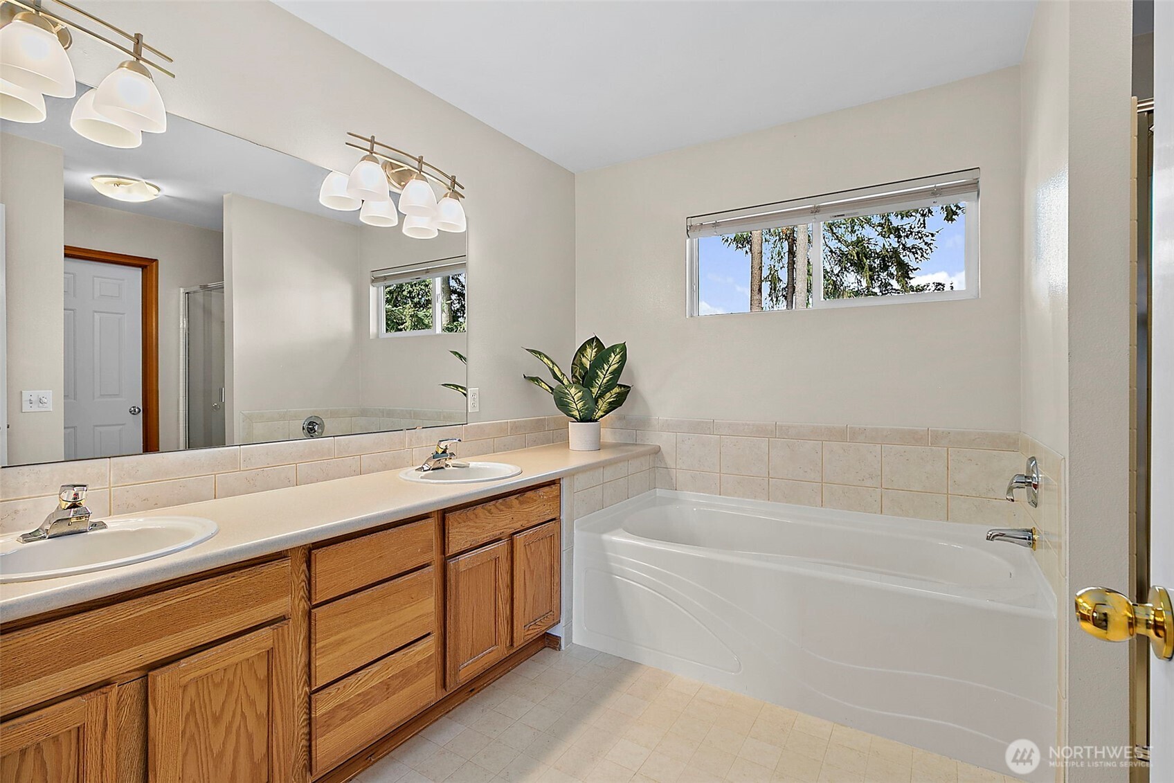 24104 231st Place Southeast Maple Valley, WA 98038 - Photo 23 of 37
