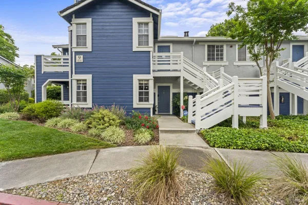 $305,000 | 2915 North Texas Street, Unit 148, Fairfield, CA 94533