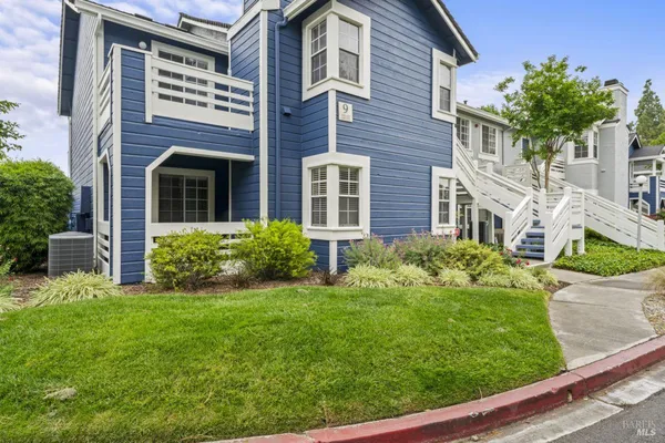 $305,000 | 2915 North Texas Street, Unit 148, Fairfield, CA 94533