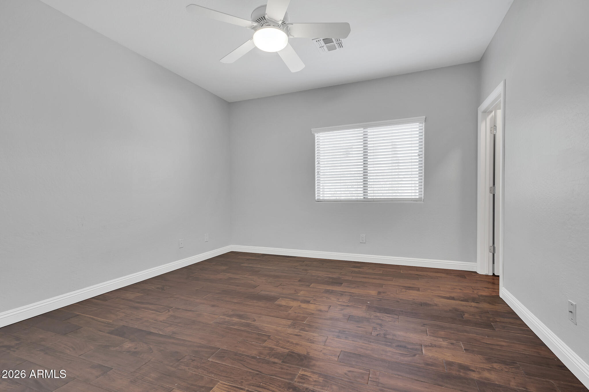 21121 North 37th Run Phoenix, AZ 85050 - Photo 29 of 38 21121 N 37th-29