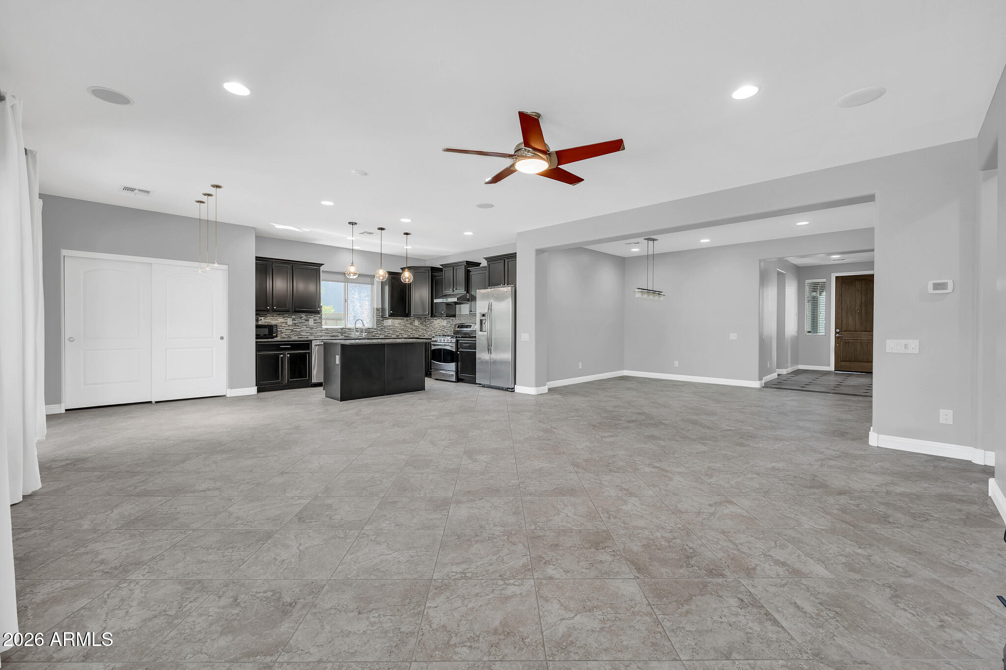 21121 North 37th Run Phoenix, AZ 85050 - Photo 7 of 38 21121 N 37th-7