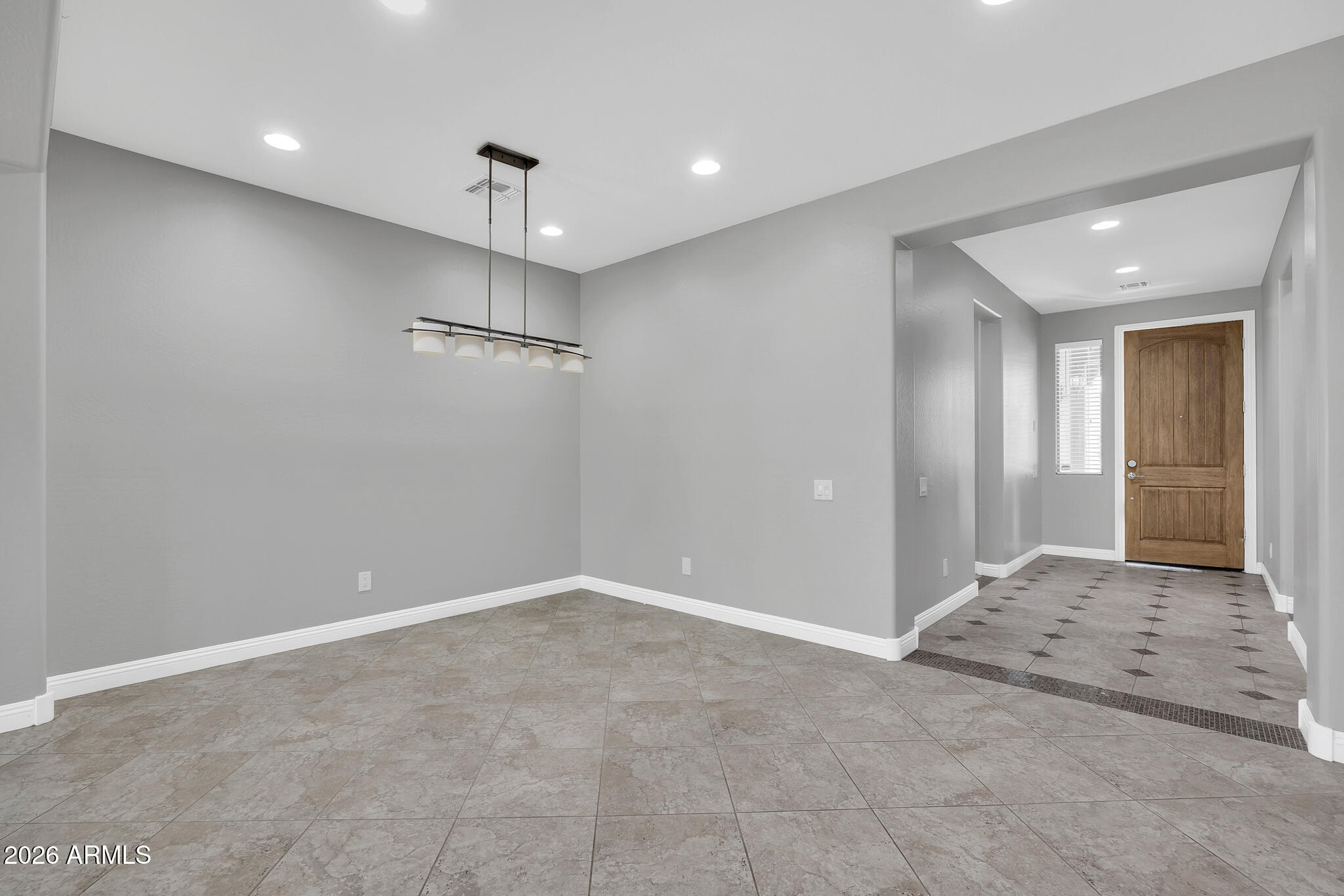 21121 North 37th Run Phoenix, AZ 85050 - Photo 8 of 38 21121 N 37th-8