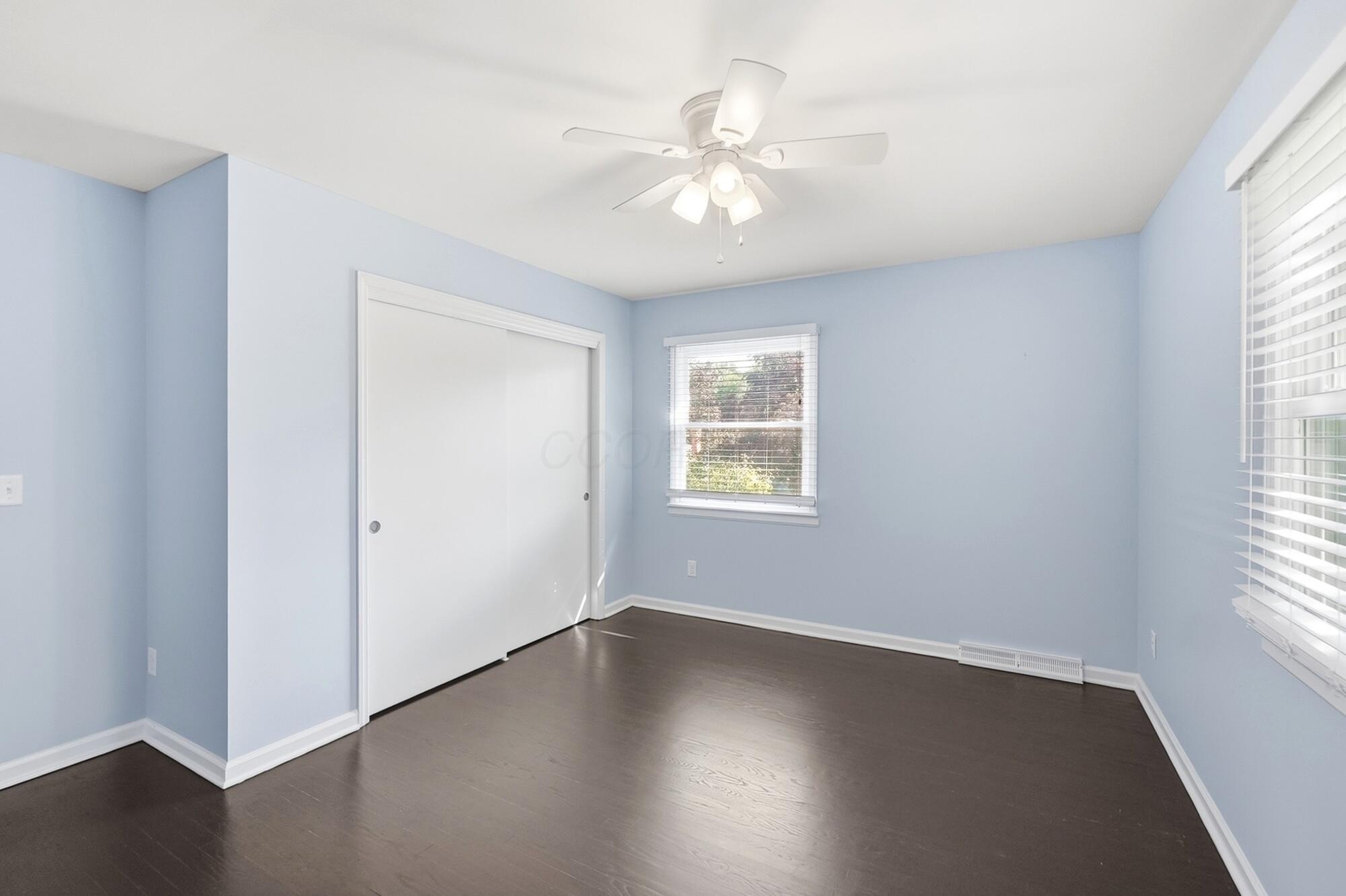 1464 Ardwick Road Columbus, OH 43220 - Photo 36 of 66 044
