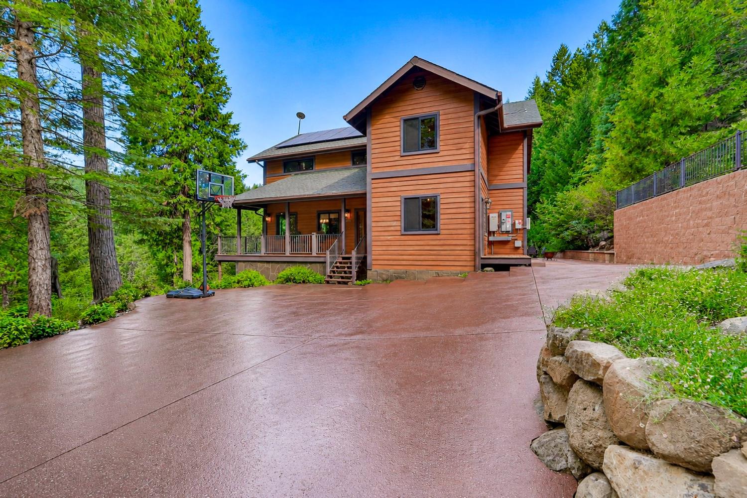 11234 Valencia Road Nevada City, CA 95959 - Photo 3 of 56 Gallery Image 3