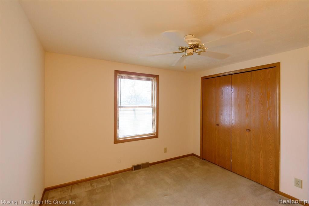 17373 Elwell Road Belleville, MI 48111 - Photo 27 of 31 Gallery Image 27