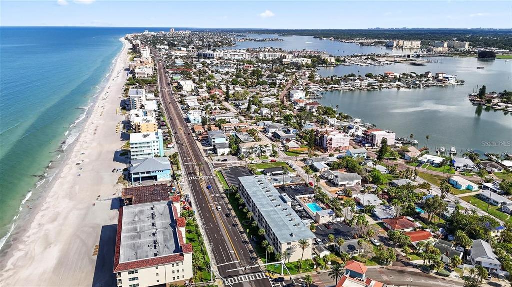 14033 Palm Street Madeira Beach, FL 33708 - Photo 3 of 41