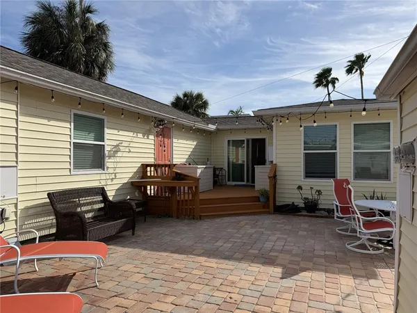 $450,000 | 14033 Palm Street, Madeira Beach, FL 33708