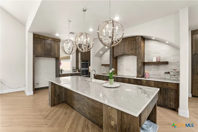 $689,990 | 549 County Road 3152, Kempner, TX 76539