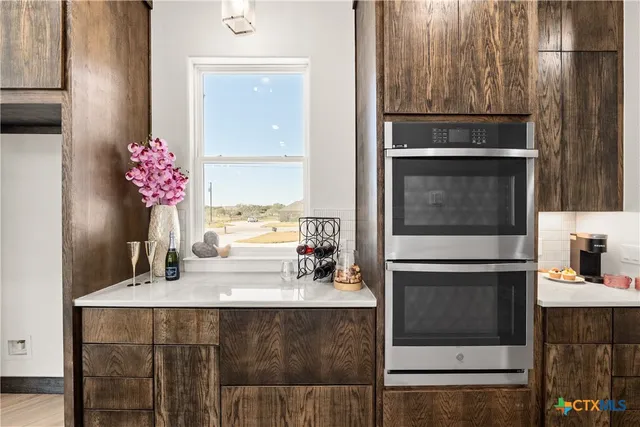 $689,990 | 549 County Road 3152, Kempner, TX 76539