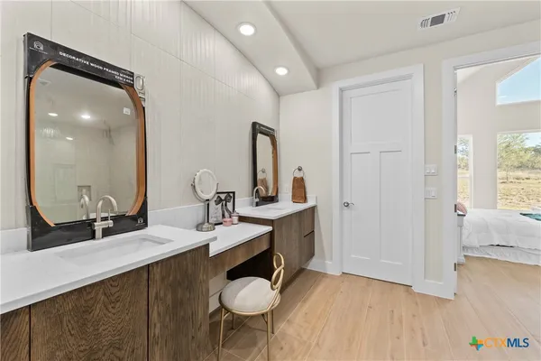 $684,990 | 549 County Road 3152, Kempner, TX 76539