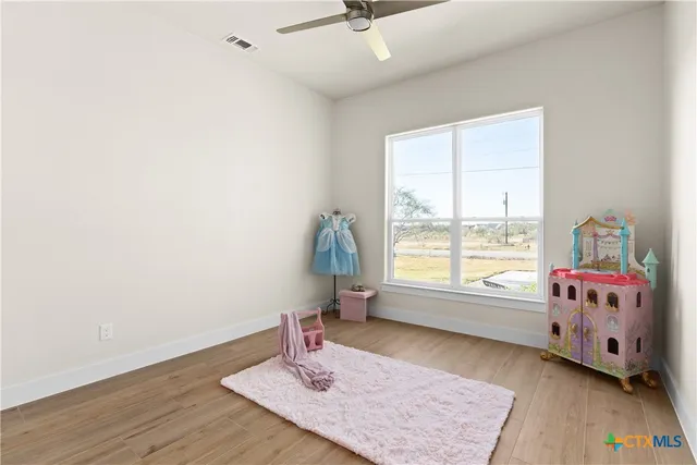 $689,990 | 549 County Road 3152, Kempner, TX 76539