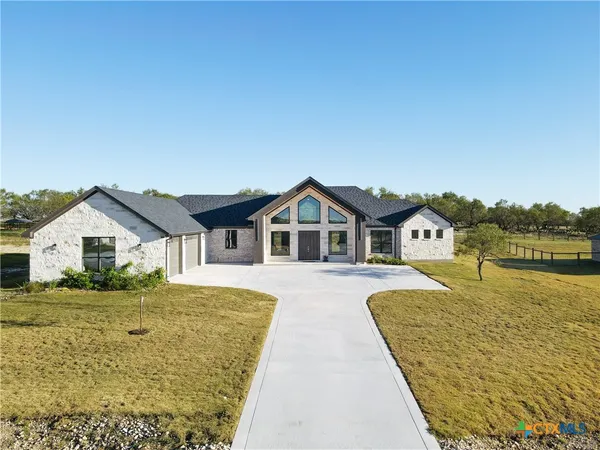 $684,990 | 549 County Road 3152, Kempner, TX 76539