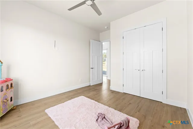 $689,990 | 549 County Road 3152, Kempner, TX 76539