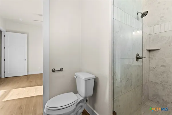 $684,990 | 549 County Road 3152, Kempner, TX 76539