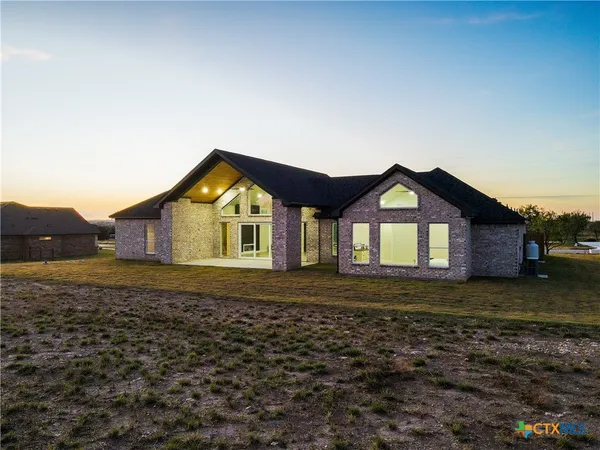 $684,990 | 549 County Road 3152, Kempner, TX 76539