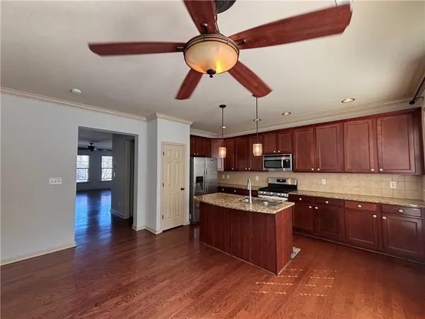 $2,595 | 800 Village Field Court Northwest, Suwanee, GA 30024