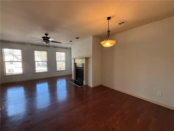 $2,595 | 800 Village Field Court Northwest, Suwanee, GA 30024