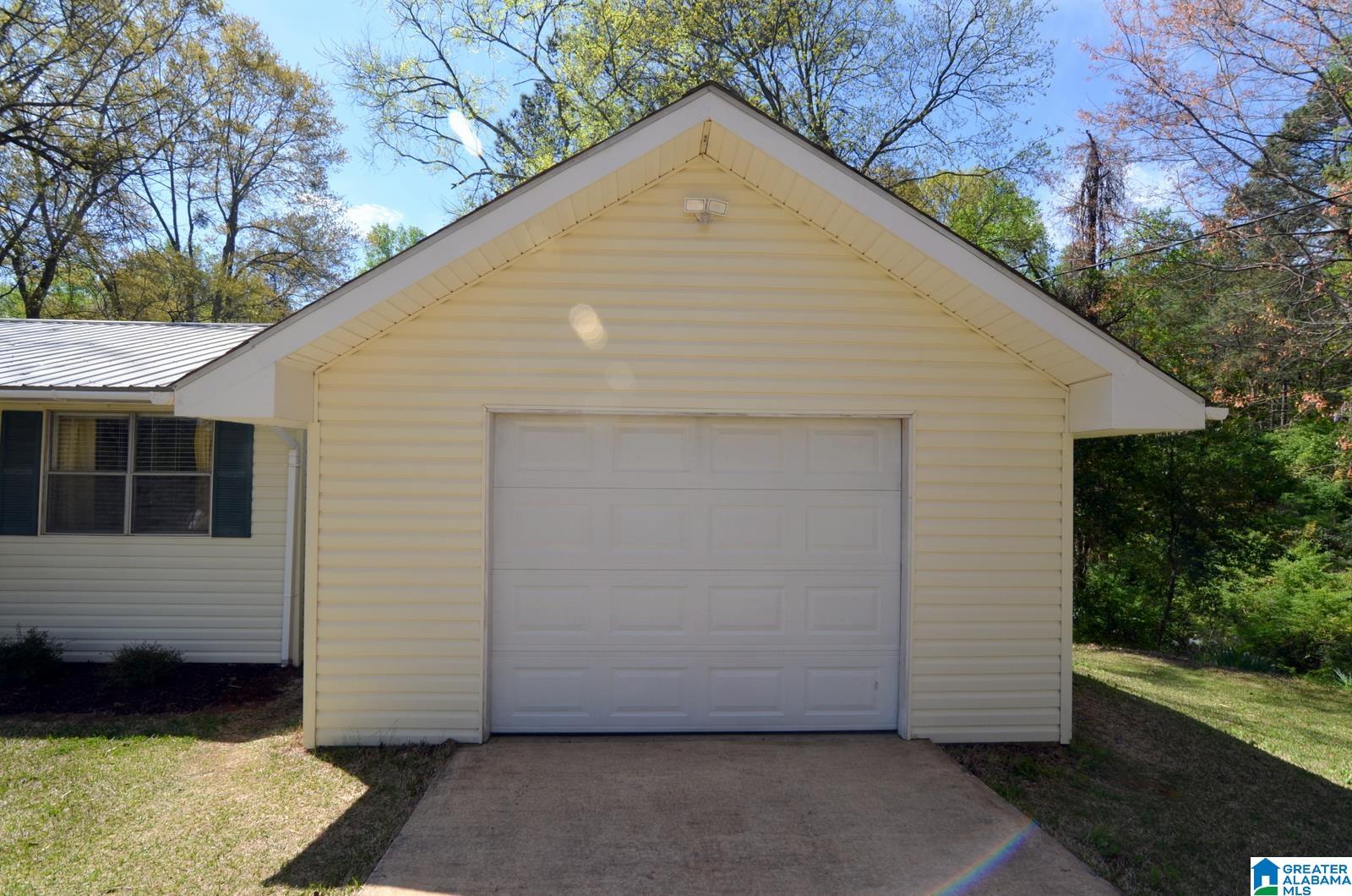 1512 Melton Road Birmingham, AL 35226 - Photo 5 of 25