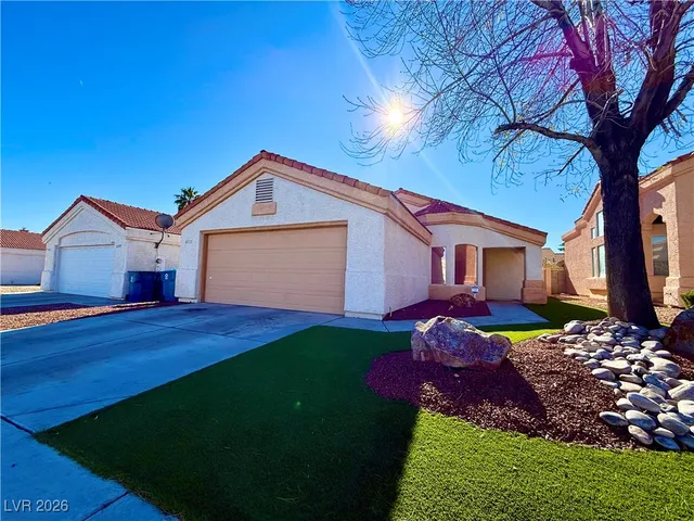 $2,295 | 6717 Silvery Avenue, Las Vegas, NV 89108
