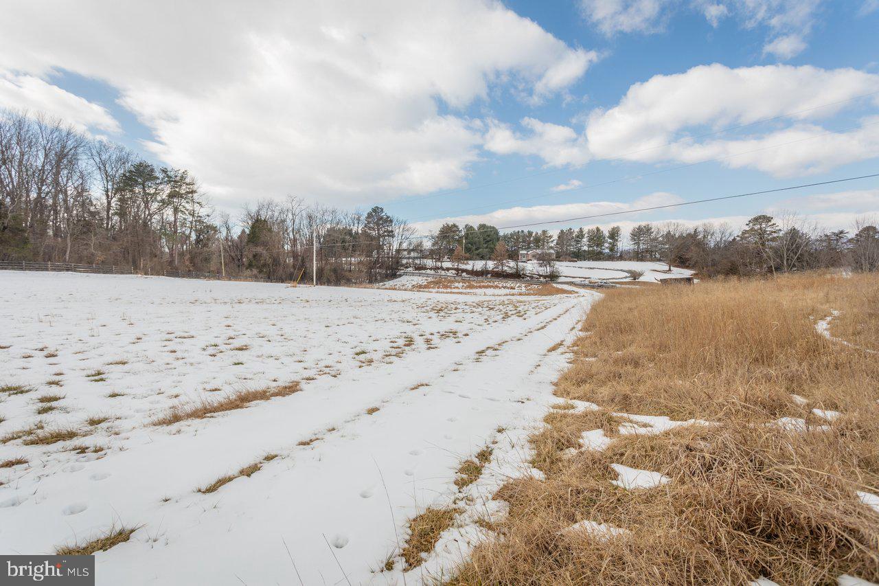 1259 Farmview Road Luray, VA 22835 - Photo 13 of 39 Gallery Image 13