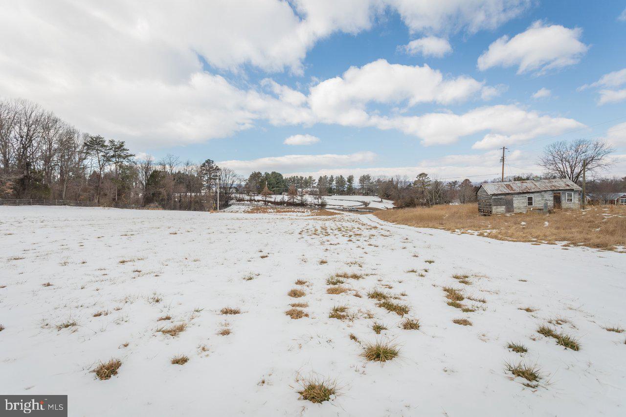 1259 Farmview Road Luray, VA 22835 - Photo 17 of 39 Gallery Image 17