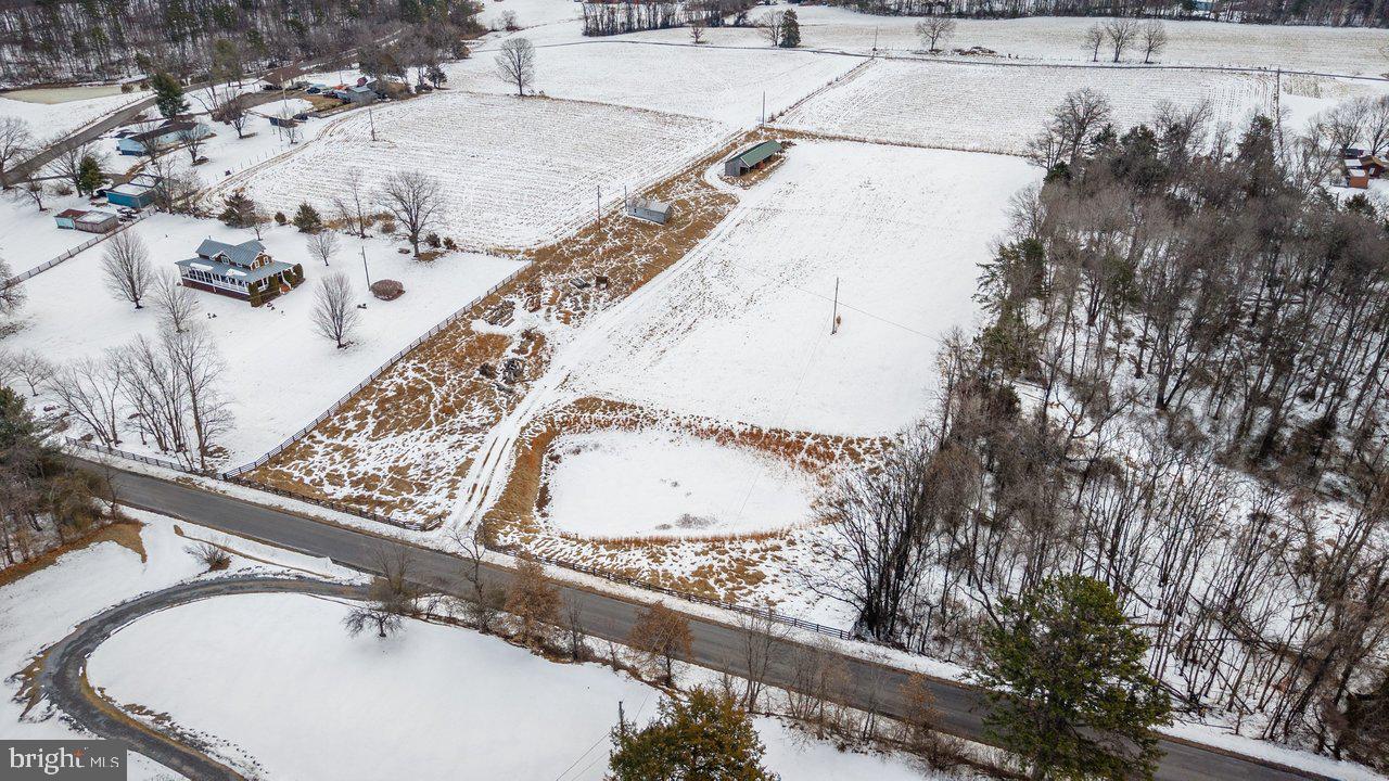 1259 Farmview Road Luray, VA 22835 - Photo 22 of 39 Gallery Image 22