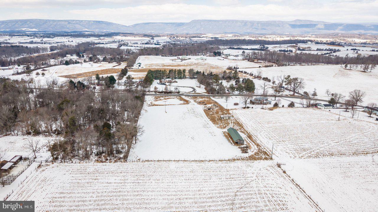 1259 Farmview Road Luray, VA 22835 - Photo 27 of 39 Gallery Image 27