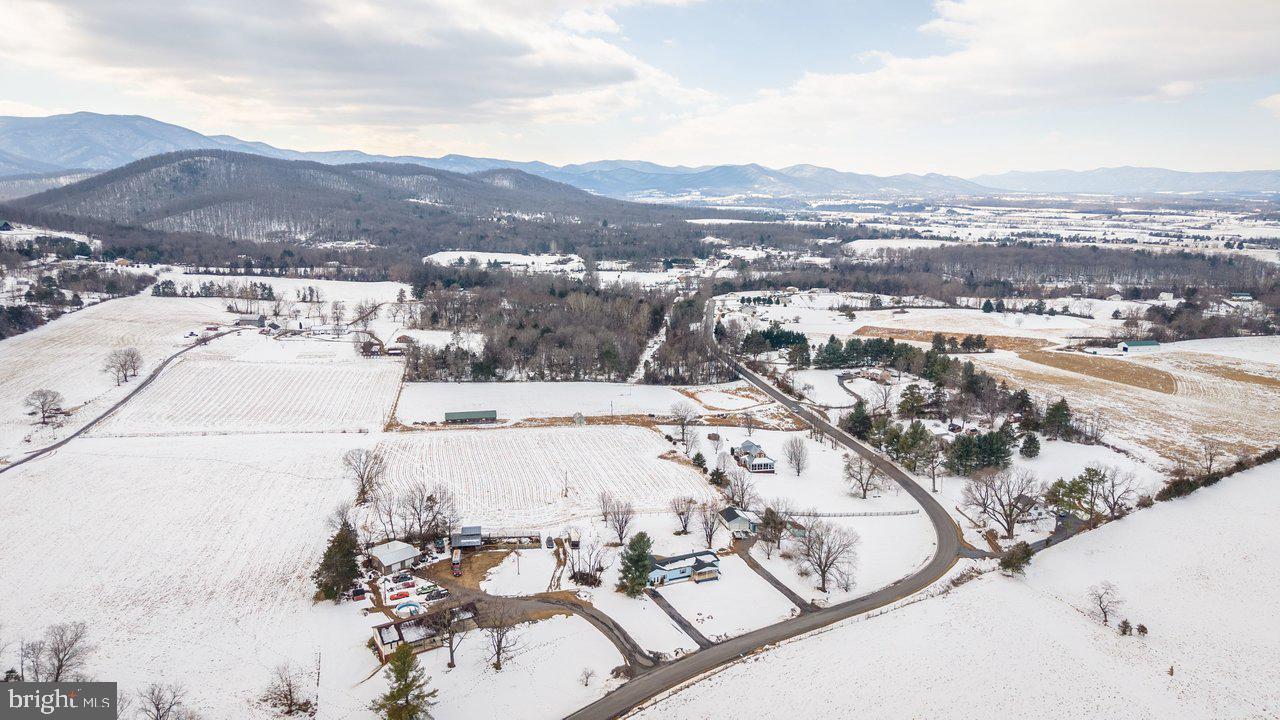 1259 Farmview Road Luray, VA 22835 - Photo 31 of 39 Gallery Image 31