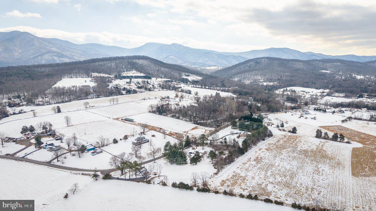 1259 Farmview Road Luray, VA 22835 - Photo 33 of 39 Gallery Image 33