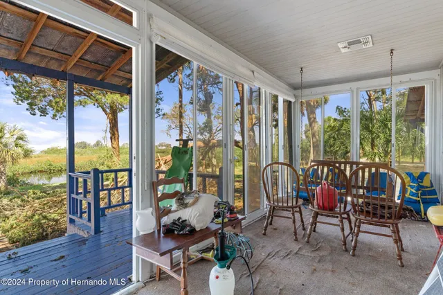 a living room filled with furniture
