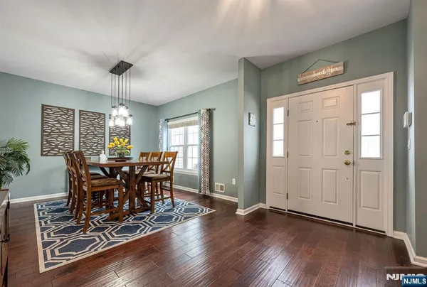 $789,000 | 114 Black Oak Trail, Lake Hopatcong, NJ 07849