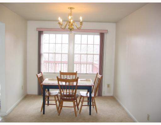 275 Randy Lane Coraopolis, PA 15108 - Photo 4 of 5 Dining Room.