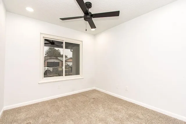 $389,900 | 2016 Scotch Pine Drive, Modesto, CA 95351