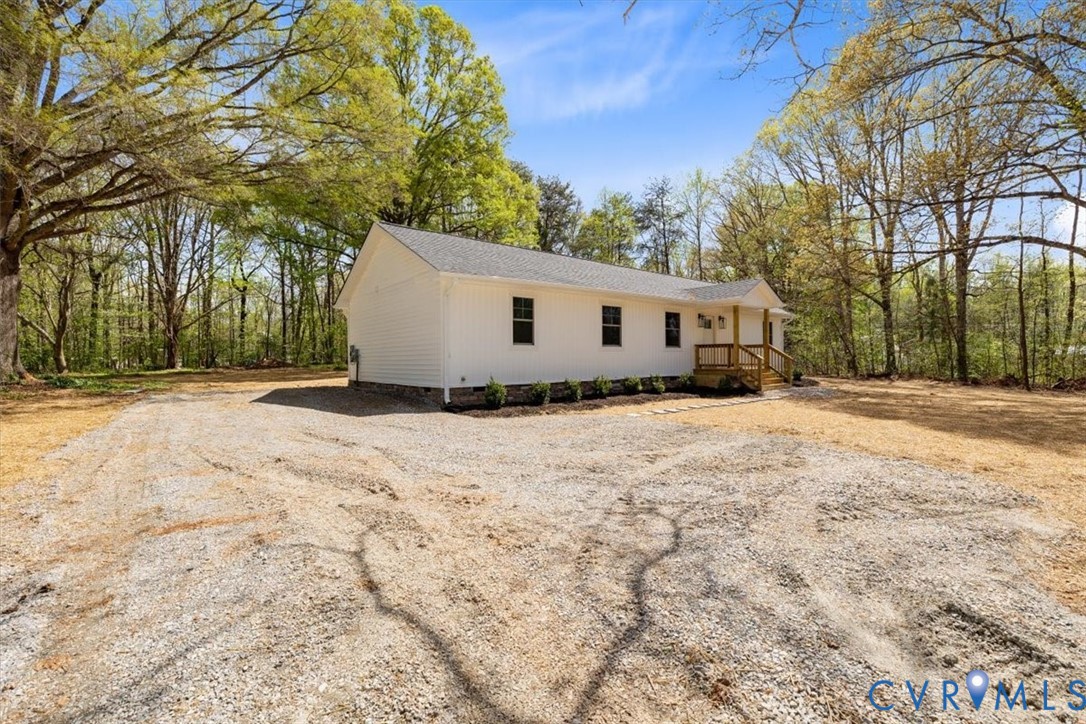 1871 Maidens Road Maidens, VA 23102 - Photo 22 of 31 Gallery Image 22