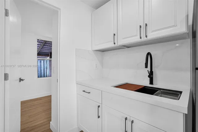 $3,600 | 2419 Coolidge Street, Unit 1, Hollywood, FL 33020