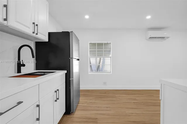 $3,600 | 2419 Coolidge Street, Unit 1, Hollywood, FL 33020