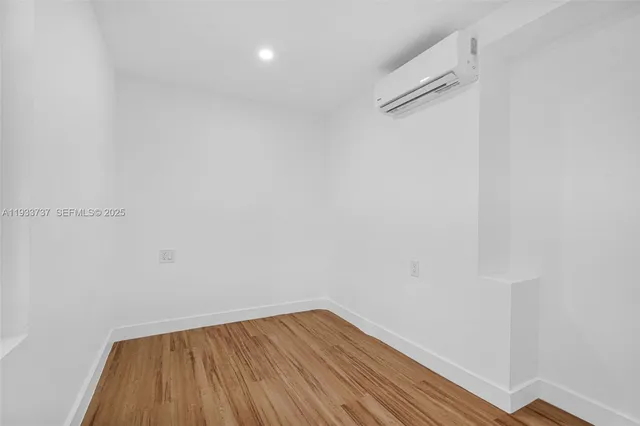 $3,600 | 2419 Coolidge Street, Unit 1, Hollywood, FL 33020