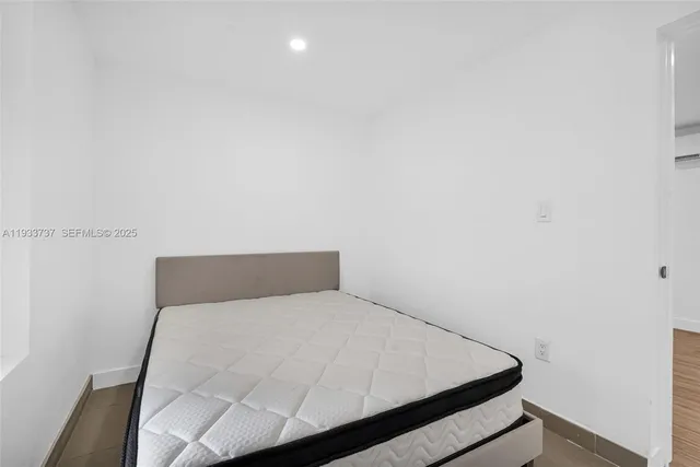 $3,600 | 2419 Coolidge Street, Unit 1, Hollywood, FL 33020