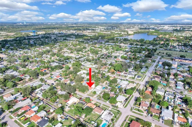 $3,600 | 2419 Coolidge Street, Unit 1, Hollywood, FL 33020