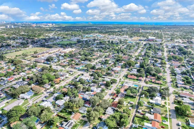 $3,600 | 2419 Coolidge Street, Unit 1, Hollywood, FL 33020