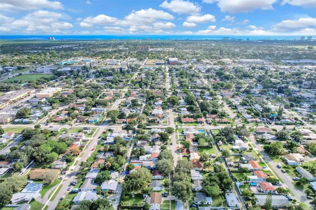 $3,600 | 2419 Coolidge Street, Unit 1, Hollywood, FL 33020