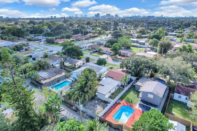 $3,600 | 2419 Coolidge Street, Unit 1, Hollywood, FL 33020