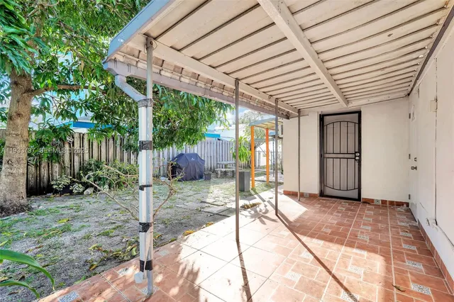 $3,600 | 2419 Coolidge Street, Unit 1, Hollywood, FL 33020