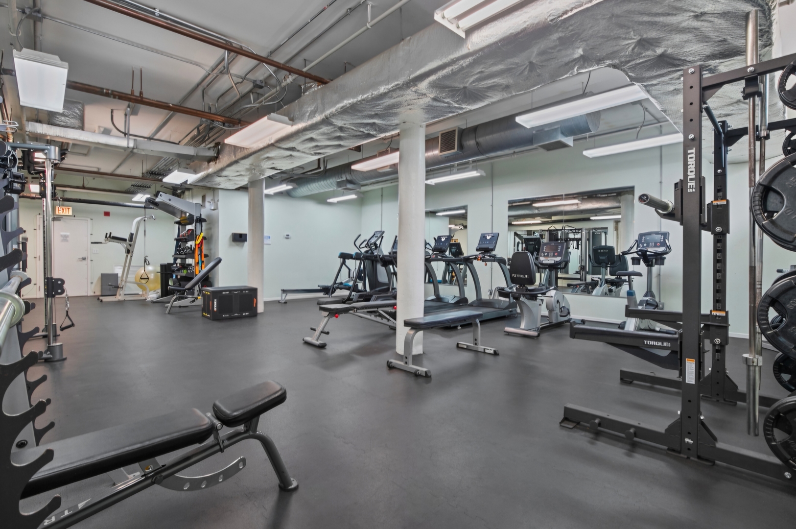 420 South Clinton Street, Unit 110A Chicago, IL 60607 - Photo 13 of 14 Gallery Image 13