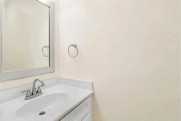 $375,000 | 1010 Mockingbird Lane, Richwood, TX 77531
