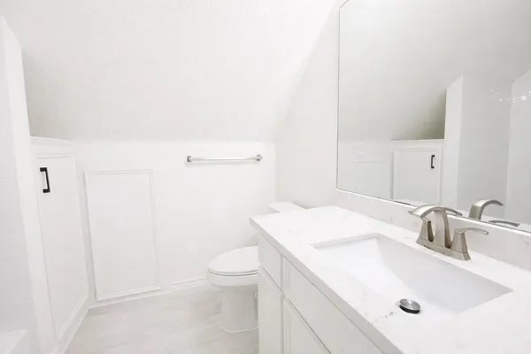 $375,000 | 1010 Mockingbird Lane, Richwood, TX 77531