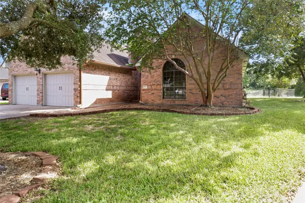$375,000 | 1010 Mockingbird Lane, Richwood, TX 77531