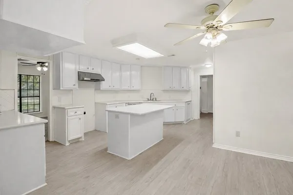 $375,000 | 1010 Mockingbird Lane, Richwood, TX 77531